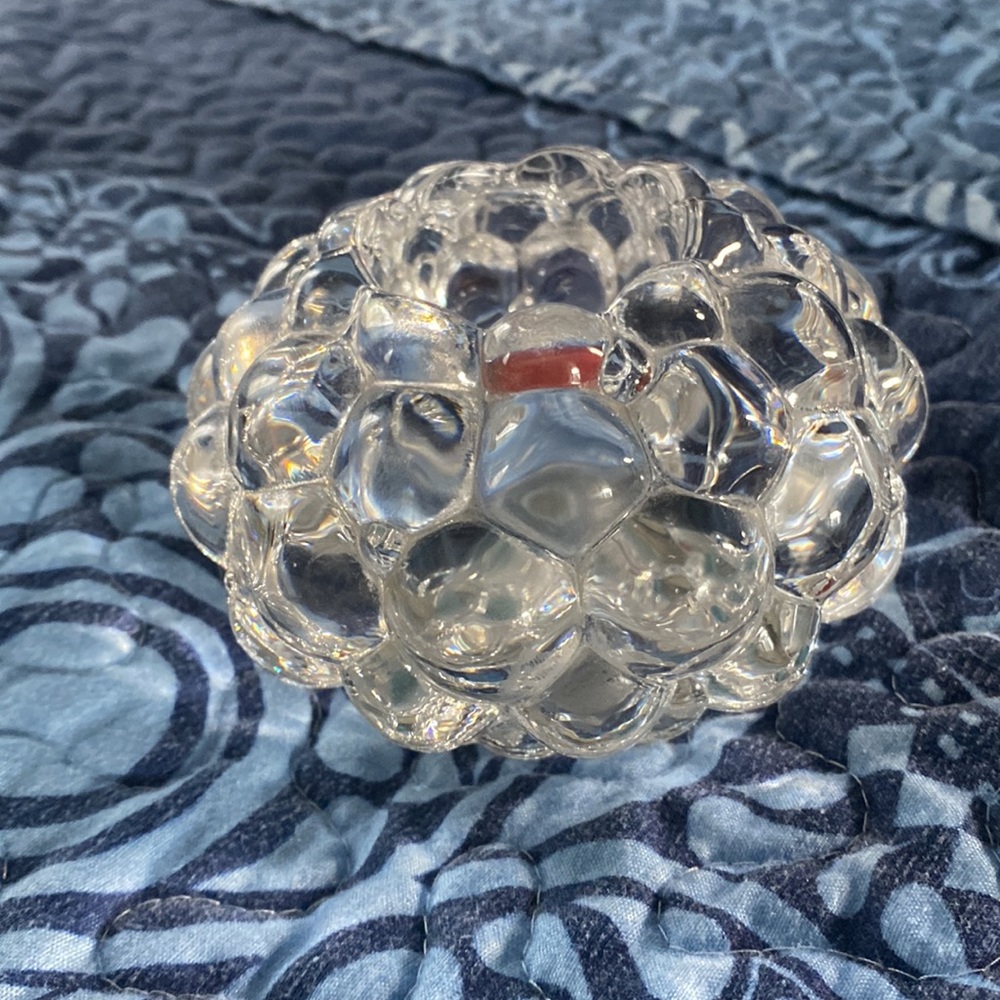 Orrefors raspberry crystal tea light holder candle - Picture 2 of 5